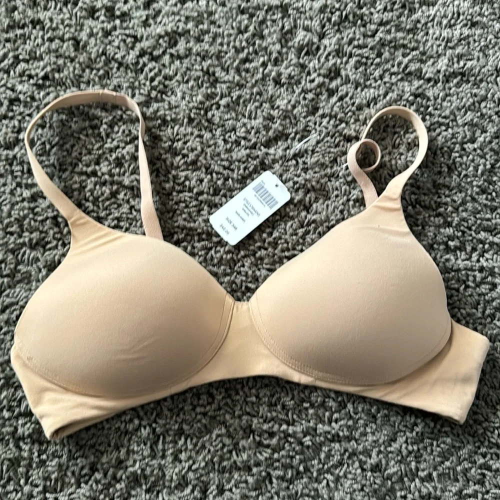 Soma Embraceable Wireless Bra - Picture 1 of 4